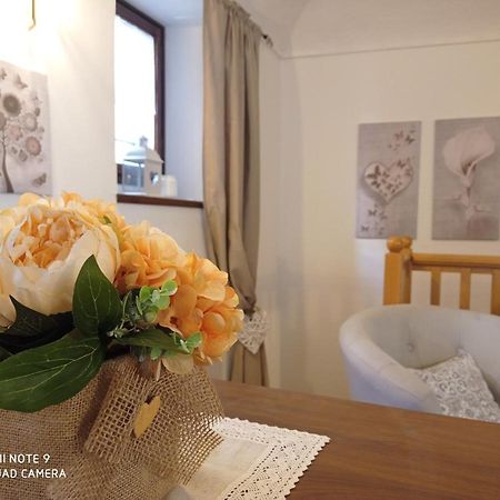 Mini hotel Quincinetto ภายนอก รูปภาพ
