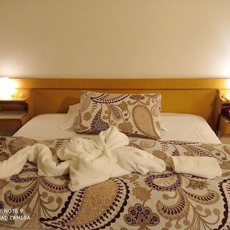 Mini hotel Quincinetto ภายนอก รูปภาพ