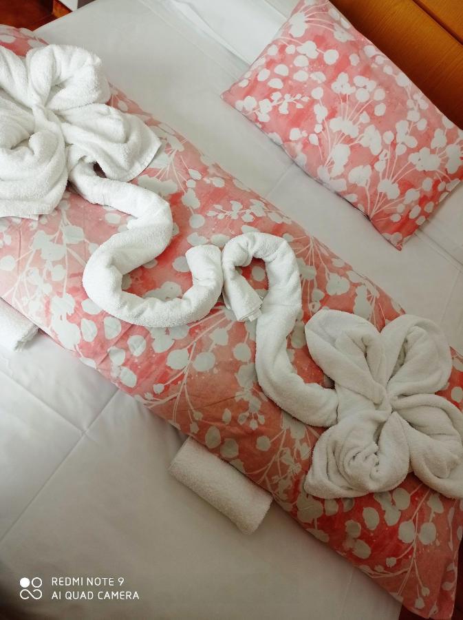 Mini hotel Quincinetto ภายนอก รูปภาพ